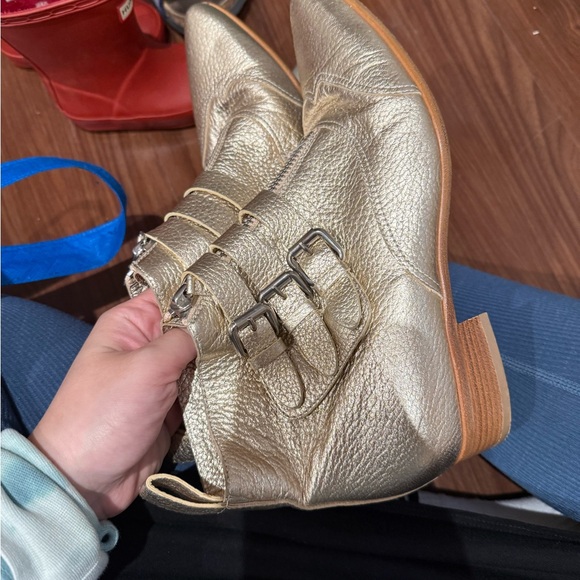 Tabitha Simmons / Early gold metallic ankle boot leather bootie 38.5 8.5 - Picture 4 of 8